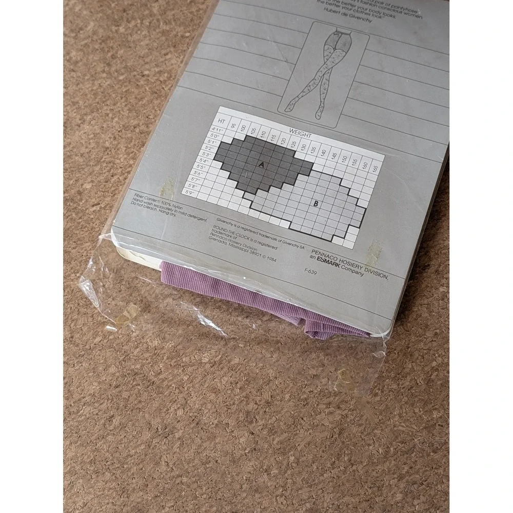 Vintage Givenchy Lyrique Pantyhose Rose Quartz Size B Sandalfoot 1984 NOS‎
